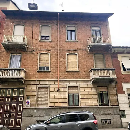 Guesthost - La Casa Di Palmina * Turin