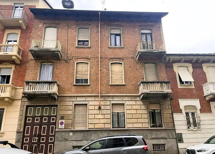 Guesthost - La Casa Di Palmina * Turin